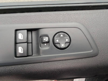 Photo 13 du bon plan OPEL Vivaro Fg VUL M 2.0 BlueHDi 145ch S&S Pack Premium Connect EAT8 occasion à 26980 €