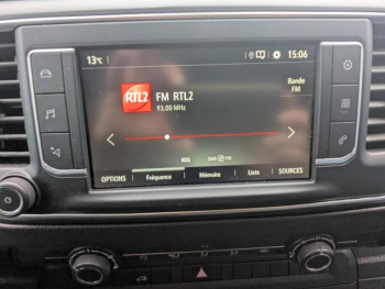 Photo 16 du bon plan OPEL Vivaro Fg VUL M 2.0 BlueHDi 145ch S&S Pack Premium Connect EAT8 occasion à 26980 €