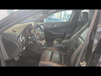 Photo 16 du bon plan MERCEDES-BENZ Classe GLA 220 d Fascination 4Matic 7G-DCT occasion à 19990 €