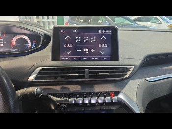 Photo 25 du bon plan PEUGEOT 3008 2.0 BlueHDi 180ch GT S&S EAT6 occasion à 14480 €