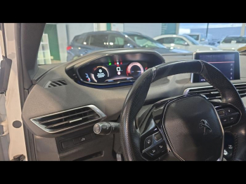 Photo 33 du bon plan PEUGEOT 3008 2.0 BlueHDi 180ch GT S&S EAT6 occasion à 14480 €