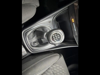 Photo 18 du bon plan FORD Puma 1.0 Flexifuel 125ch S&S mHEV Titanium occasion à 18490 €