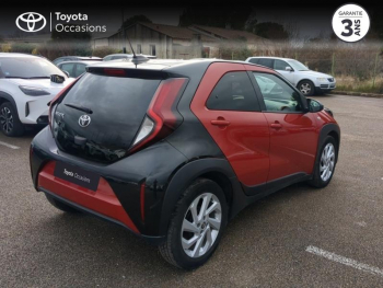 Photo 18 du bon plan TOYOTA Aygo X 1.0 VVT-i 72ch Design occasion à 14980 €