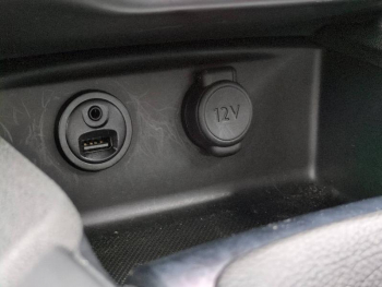 Photo 21 du bon plan DS DS 4 PureTech 130ch Sport Chic S&S occasion à 12990 €