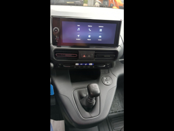 Photo 22 du bon plan TOYOTA PROACE CITY Medium 100 D-4D Start MC24 occasion à 19900 €