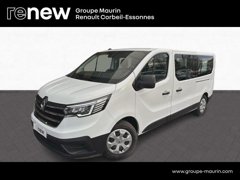 Bon plan RENAULT Trafic Combi L1 2.0 Blue dCi 150ch S&S Zen 8 places occasion à 29490 €