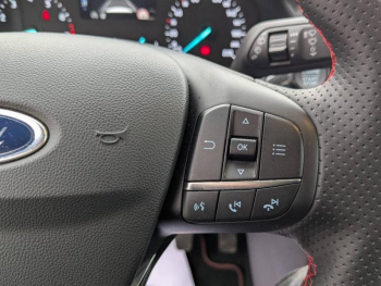 Photo 16 du bon plan FORD Fiesta 1.0 EcoBoost Hybrid 125ch ST-Line 5p occasion à 16990 €