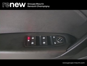 Photo 17 du bon plan RENAULT Captur 1.6 E-Tech hybride 145ch Evolution occasion à 19999 €