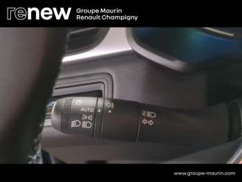 Photo 20 du bon plan RENAULT Captur 1.6 E-Tech hybride 145ch Evolution occasion à 19999 €