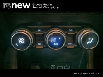 Photo 23 du bon plan RENAULT Captur 1.6 E-Tech hybride 145ch Evolution occasion à 19999 €