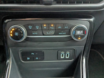 Photo 22 du bon plan FORD EcoSport 1.0 EcoBoost 125ch ST-Line Euro6.2 occasion à 14253 €