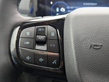 Photo 16 du bon plan FORD Transit Custom Fg VUL 320 L1H1 2.5 Duratec 232ch Hybride rechargeable Sport CVT occasion à 43851 €