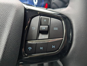 Photo 17 du bon plan FORD Transit Custom Fg VUL 320 L1H1 2.5 Duratec 232ch Hybride rechargeable Sport CVT occasion à 43851 €