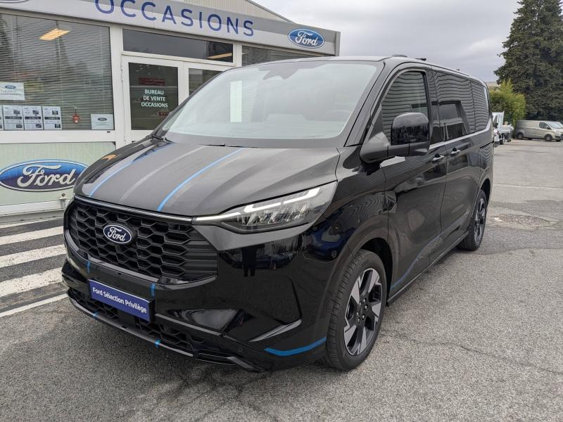 Bon plan FORD Tourneo Custom 340 L1H1 2.5 Duratec 232ch Hybride rechargeable Sport CVT occasion à 65421 €