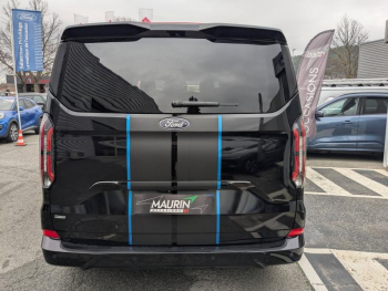 Photo 6 du bon plan FORD Tourneo Custom 340 L1H1 2.5 Duratec 232ch Hybride rechargeable Sport CVT occasion à 65421 €