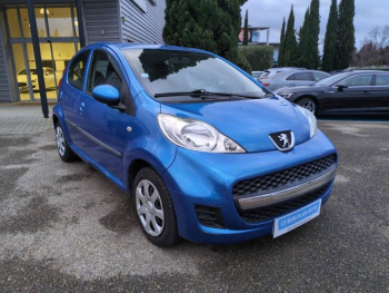 Photo 2 du bon plan PEUGEOT 107 1.0 12v Urban 5p occasion à 5800 €