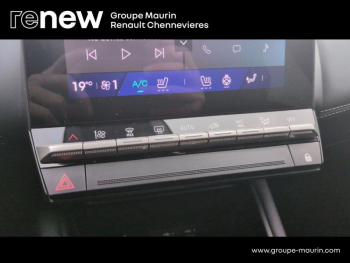 Photo 20 du bon plan RENAULT SYMBIOZ 1.6 E-Tech full hybrid 145ch Iconic occasion à 30990 €