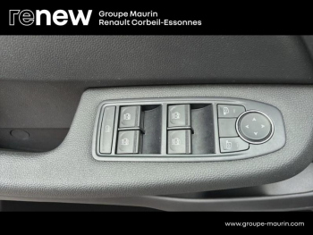 Photo 19 du bon plan RENAULT Clio 1.6 E-Tech 145ch full hybrid Evolution - 25 occasion à 18990 €