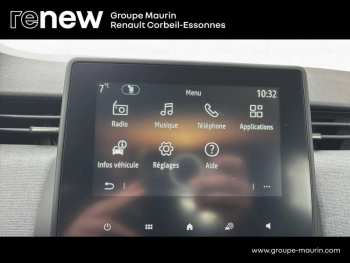 Photo 24 du bon plan RENAULT Clio 1.6 E-Tech 145ch full hybrid Evolution - 25 occasion à 18990 €