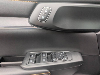 Photo 11 du bon plan FORD Ranger VUL 2.0 EcoBlue 205ch Stop&Start Double Cabine Wildtrak e-4WD BVA10 occasion à 51970 €