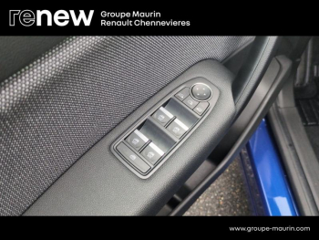 Photo 15 du bon plan RENAULT Captur 1.6 E-Tech full hybrid 145ch Techno occasion à 25990 €