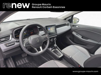 Photo 8 du bon plan RENAULT Clio 1.6 E-Tech 145ch full hybrid Evolution - 25 occasion à 18989 €