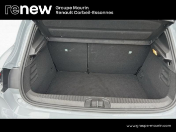 Photo 13 du bon plan RENAULT Clio 1.6 E-Tech 145ch full hybrid Evolution - 25 occasion à 18989 €