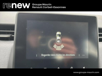 Photo 22 du bon plan RENAULT Clio 1.6 E-Tech 145ch full hybrid Evolution - 25 occasion à 18989 €