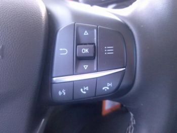 Photo 12 du bon plan FORD Fiesta 1.0 Flexifuel 95ch Titanium Business 5p occasion à 15900 €