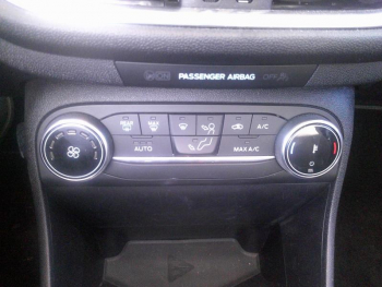 Photo 13 du bon plan FORD Fiesta 1.0 Flexifuel 95ch Titanium Business 5p occasion à 15900 €