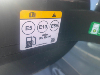 Photo 22 du bon plan FORD Fiesta 1.0 Flexifuel 95ch Titanium Business 5p occasion à 15900 €