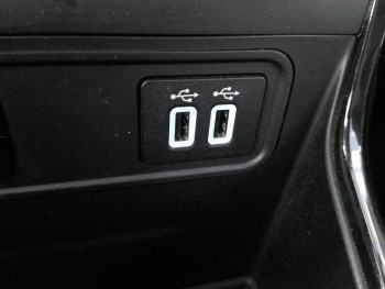 Photo 13 du bon plan FORD EcoSport 1.0 EcoBoost 125ch Titanium Business occasion à 11590 €