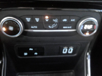 Photo 14 du bon plan FORD EcoSport 1.0 EcoBoost 125ch Titanium Business occasion à 11590 €