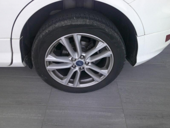 Photo 17 du bon plan FORD Kuga 2.0 TDCi 150ch Sport Platinium occasion à 14900 €