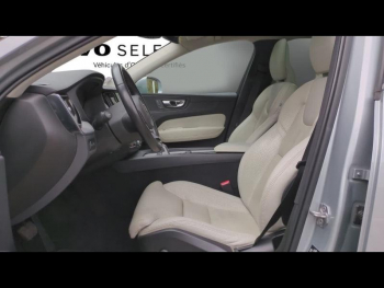 Photo 7 du bon plan VOLVO XC60 T8 Twin Engine 303 + 87ch Inscription Luxe Geartronic occasion à 27900 €