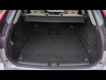 Photo 9 du bon plan VOLVO XC60 T8 Twin Engine 303 + 87ch Inscription Luxe Geartronic occasion à 27900 €