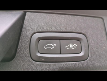 Photo 12 du bon plan VOLVO XC60 T8 Twin Engine 303 + 87ch Inscription Luxe Geartronic occasion à 27900 €