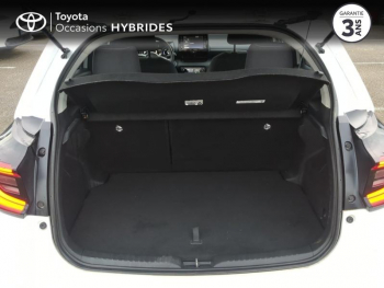 Photo 10 du bon plan TOYOTA Yaris 116h Design 5p MY22 occasion à 19980 €