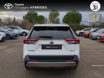 Photo 4 du bon plan TOYOTA RAV4 2.5 Hybride 218ch Dynamic 2WD MY22 occasion à 30990 €