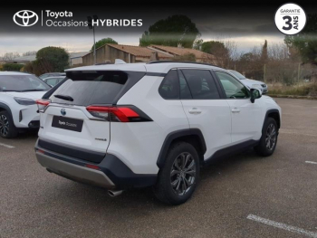Photo 18 du bon plan TOYOTA RAV4 2.5 Hybride 218ch Dynamic 2WD MY22 occasion à 30990 €
