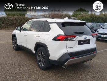 Photo 21 du bon plan TOYOTA RAV4 2.5 Hybride 218ch Dynamic 2WD MY22 occasion à 30990 €