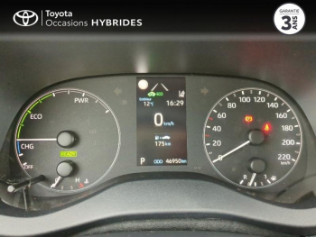 Photo 14 du bon plan TOYOTA Yaris 116h Dynamic 5p MC24 occasion à 17200 €