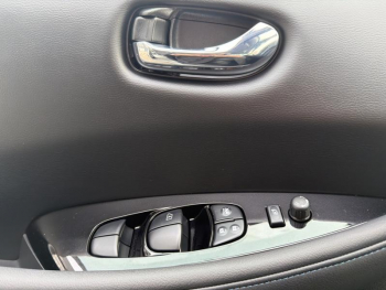 Photo 23 du bon plan NISSAN Leaf 150ch 40kWh Tekna 22 occasion à 21490 €