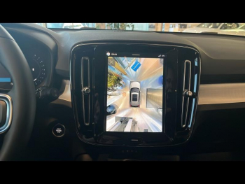 Photo 13 du bon plan VOLVO XC40 B3 163ch Ultra DCT 7 occasion à 44900 €