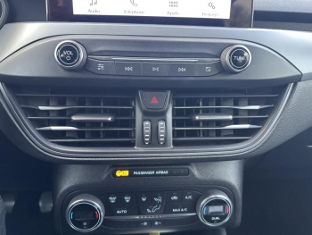 Photo 12 du bon plan FORD Focus 1.0 Flexifuel mHEV 125ch Titanium X Business occasion à 20590 €