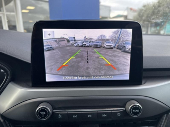 Photo 14 du bon plan FORD Focus 1.0 Flexifuel mHEV 125ch Titanium X Business occasion à 20590 €