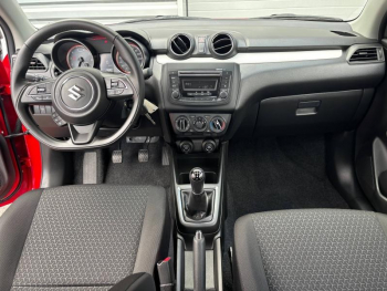 Photo 10 du bon plan SUZUKI Swift 1.2 Dualjet Hybrid 83ch Avantage occasion à 13990 €