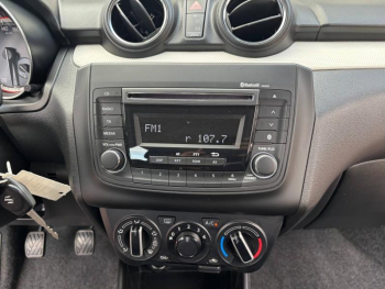 Photo 12 du bon plan SUZUKI Swift 1.2 Dualjet Hybrid 83ch Avantage occasion à 13990 €