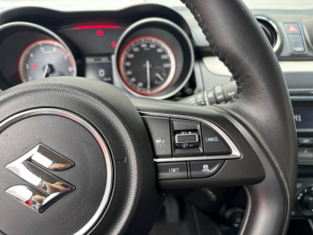 Photo 15 du bon plan SUZUKI Swift 1.2 Dualjet Hybrid 83ch Avantage occasion à 13990 €