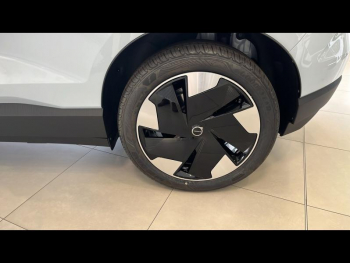 Photo 13 du bon plan VOLVO EX30 Single Extended Range 272ch Plus occasion à 37900 €